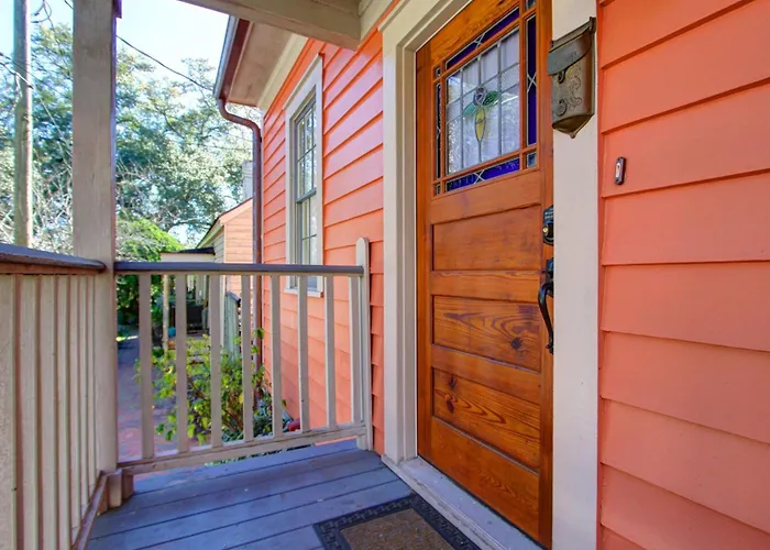 Coral Cottage