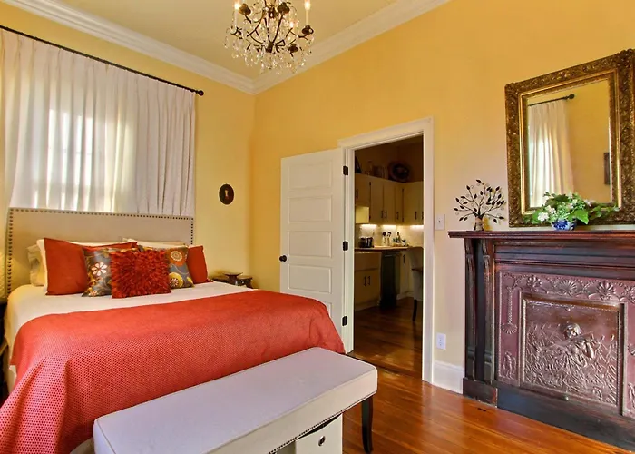 Coral Cottage